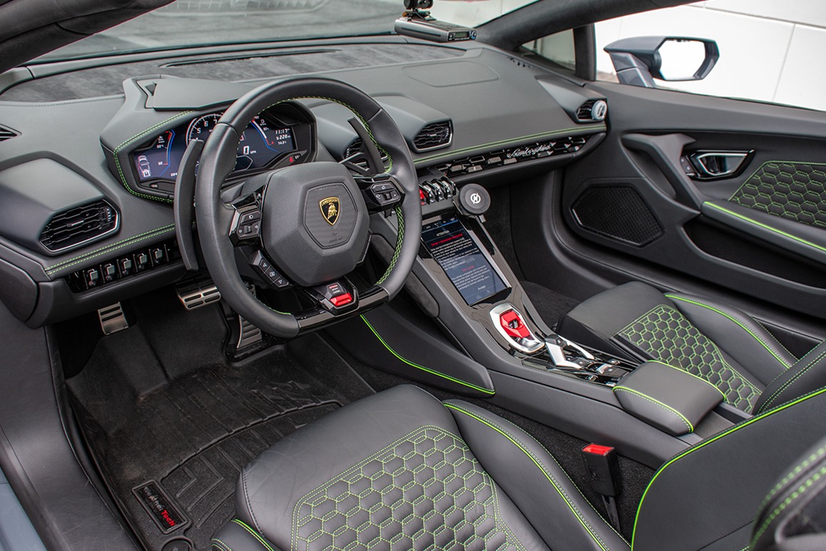 2022 Lamborghini Huracan Image 6