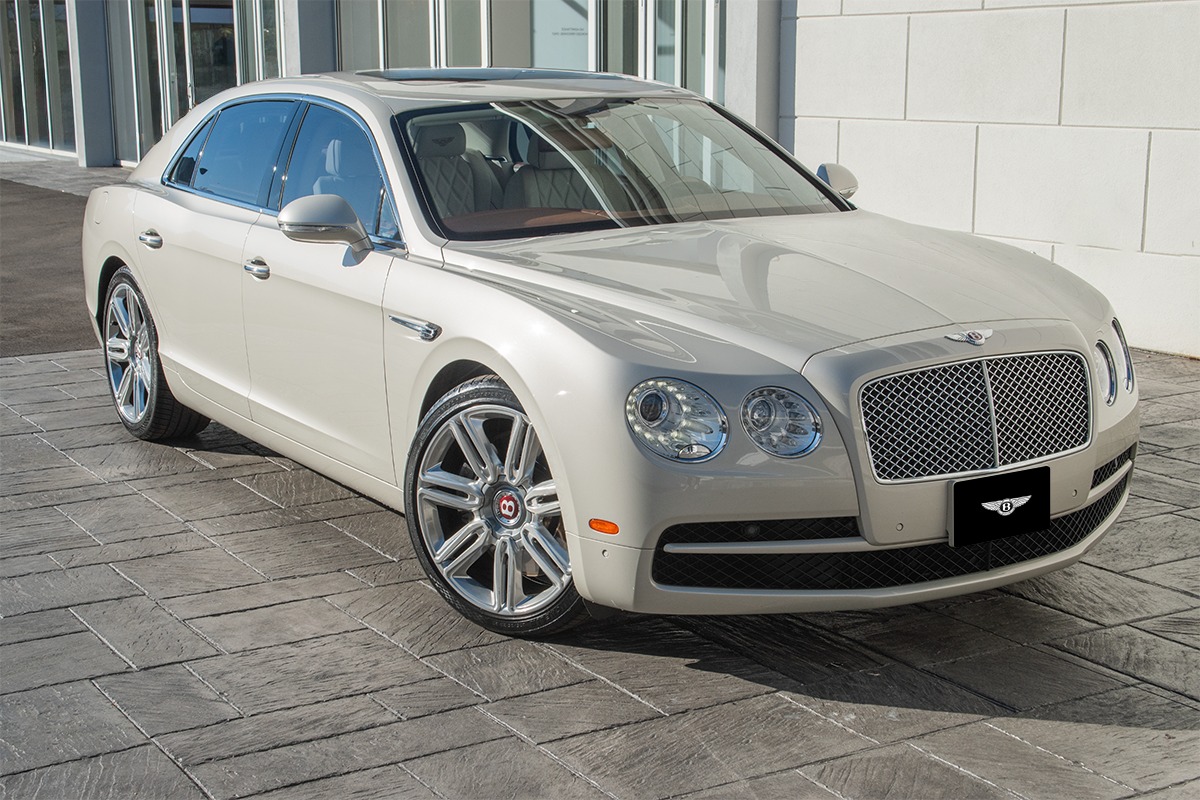 2016 Bentley Flying Spur Image 24