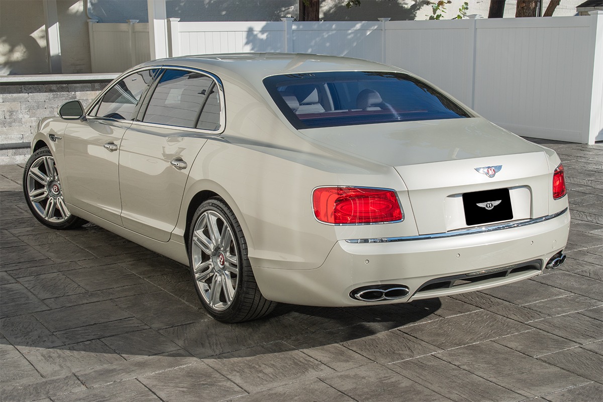 2016 Bentley Flying Spur Image 3