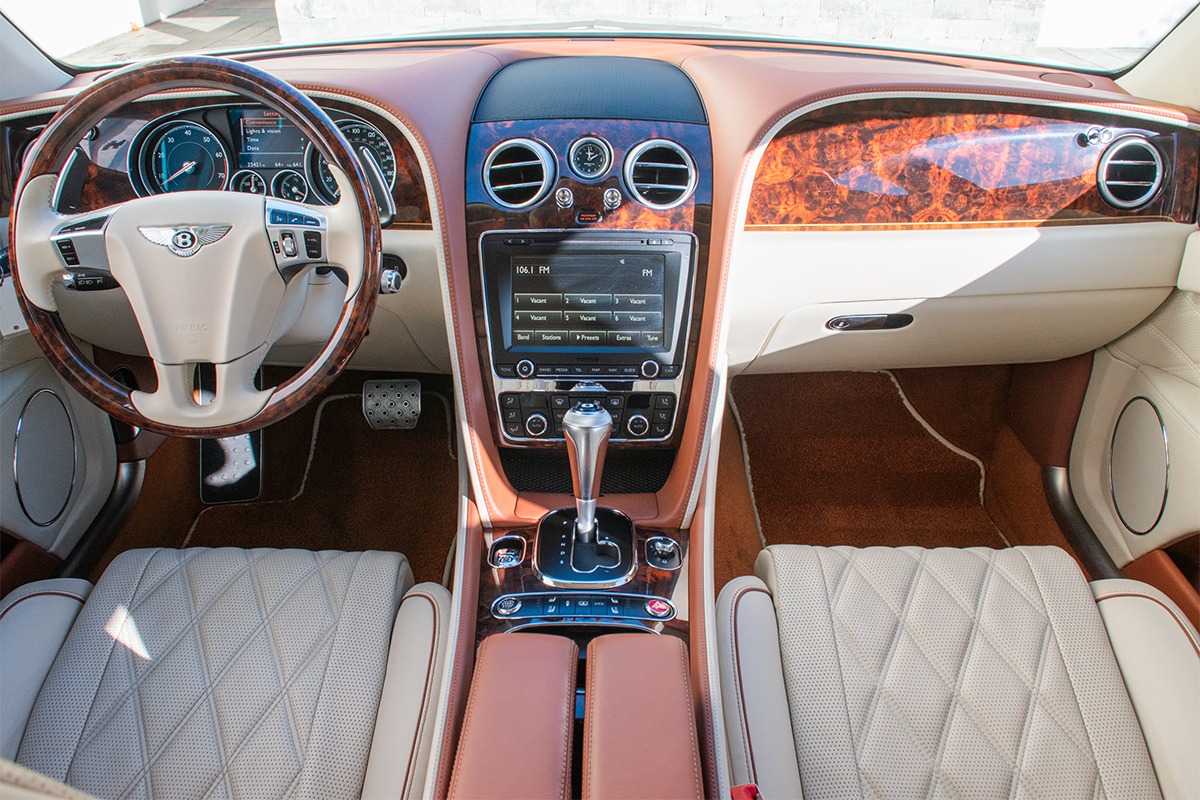 2016 Bentley Flying Spur Image 4