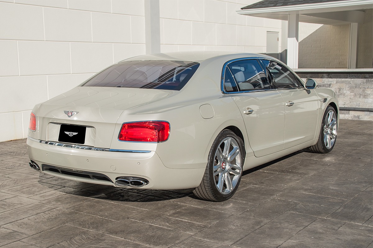 2016 Bentley Flying Spur Image 8