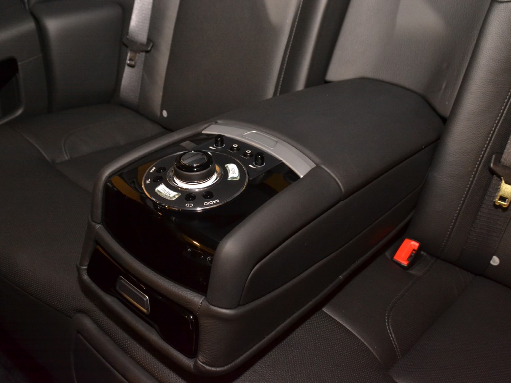 2012 Rolls-Royce Ghost Image 21