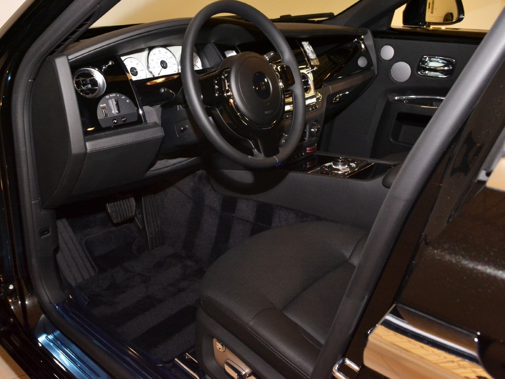 2012 Rolls-Royce Ghost Image 3