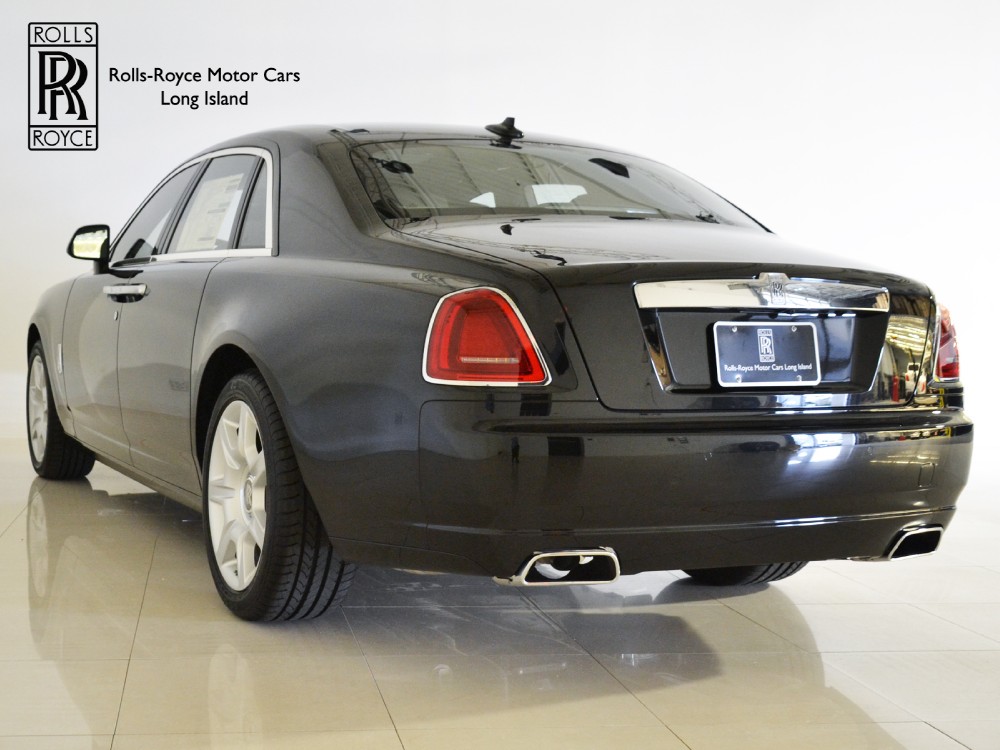 2012 Rolls-Royce Ghost Image 8