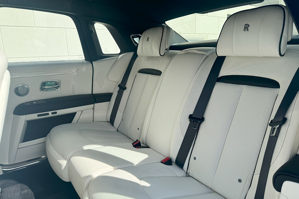 2025 Rolls-Royce Ghost Image 22