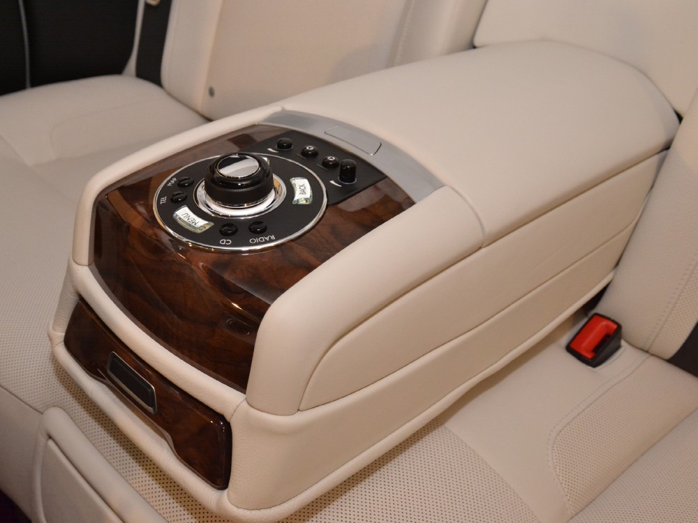 2012 Rolls-Royce Ghost Image 19