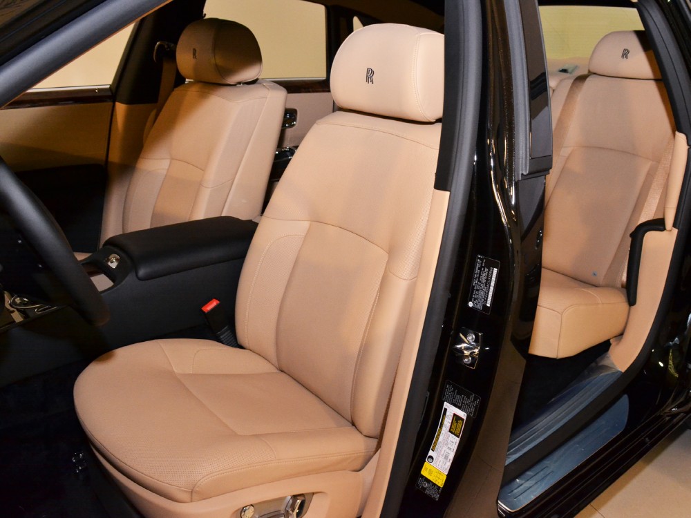 2012 Rolls-Royce Ghost Image 13