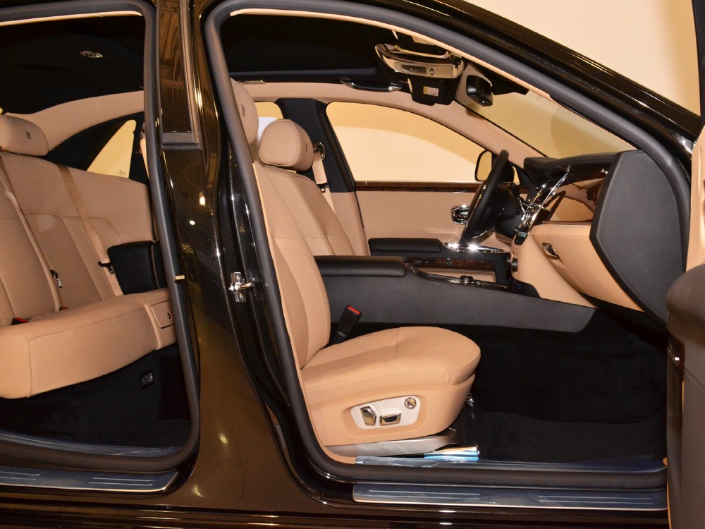2012 Rolls-Royce Ghost Image 15