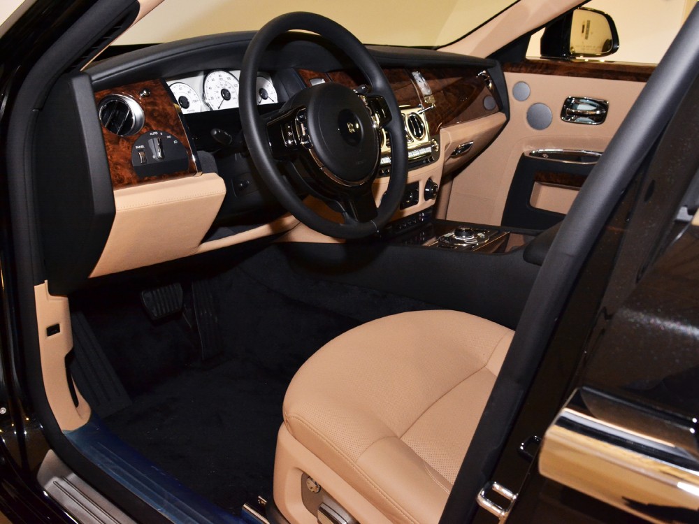 2012 Rolls-Royce Ghost Image 3