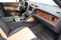 2024 Bentley Bentayga Image 4