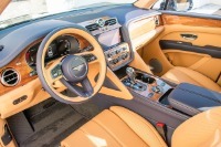 2024 Bentley Bentayga Image 4