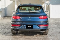 2024 Bentley Bentayga Image 8