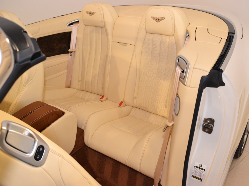 2013 Bentley Continental GT Convertible Image 23