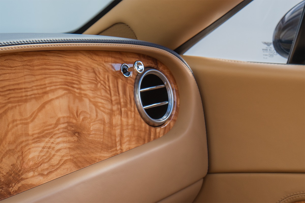2007 Bentley Continental Image 18