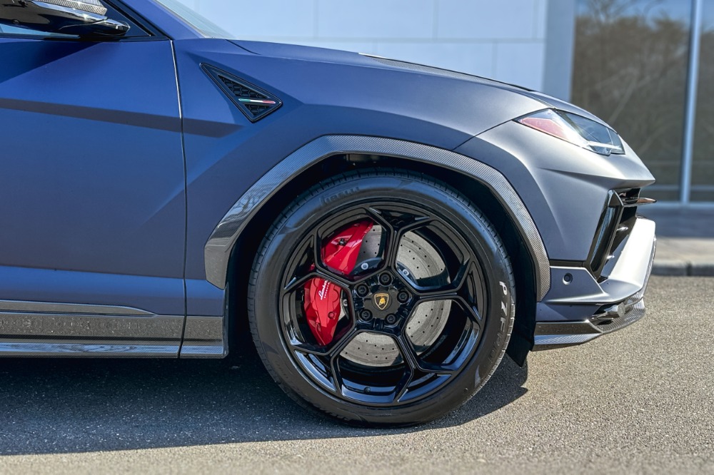 2024 Lamborghini Urus Image 22
