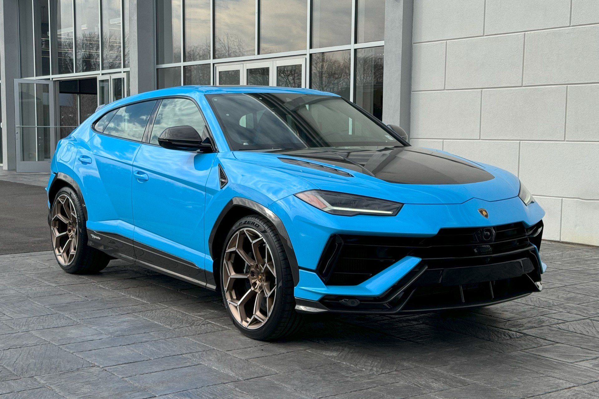 2024 Lamborghini Urus Image 28