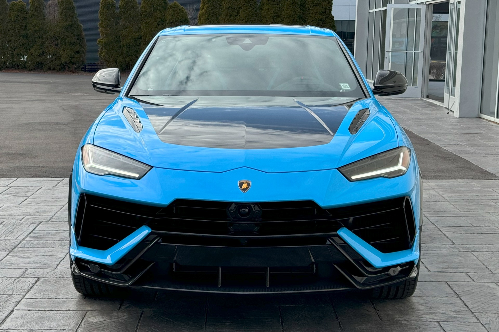 2024 Lamborghini Urus Image 8