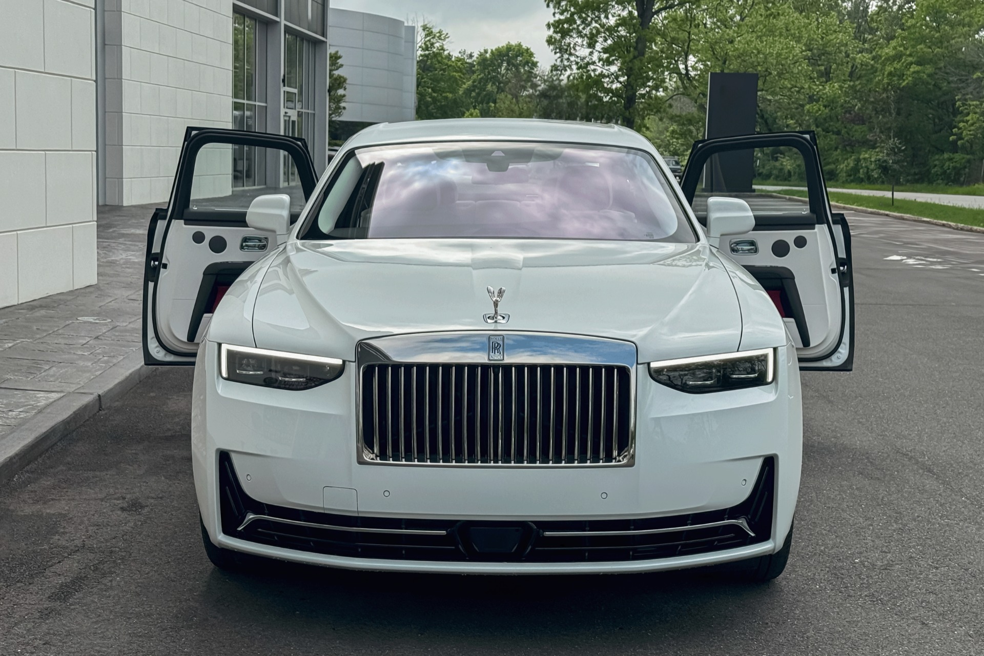 New-2025-Rolls-Royce-Ghost-