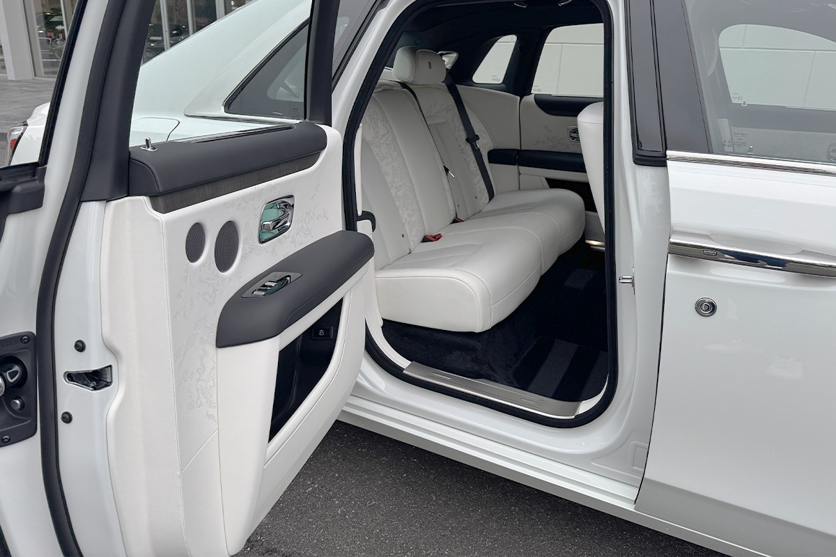 New-2025-Rolls-Royce-Ghost-