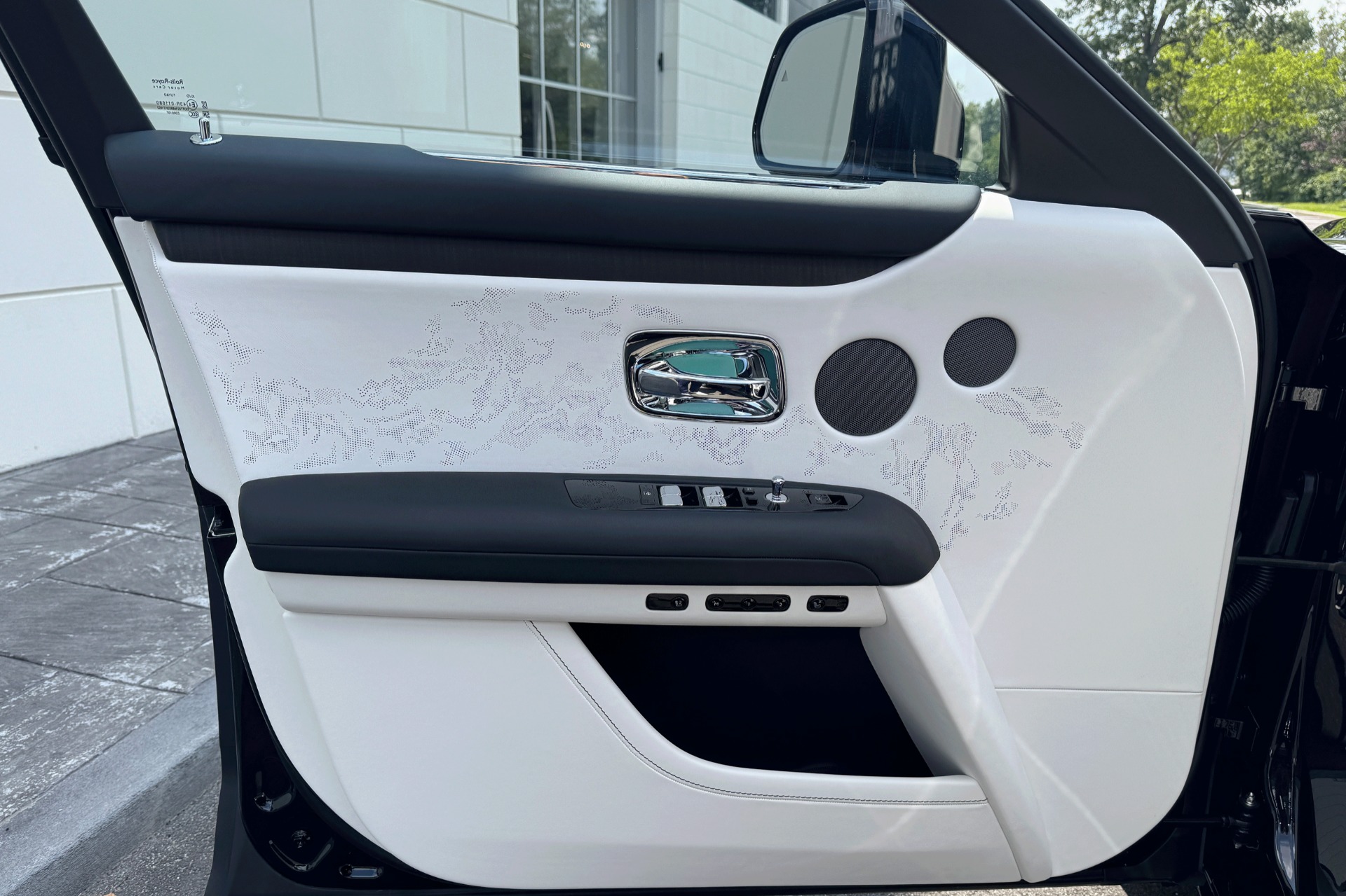 New-2025-Rolls-Royce-Ghost-