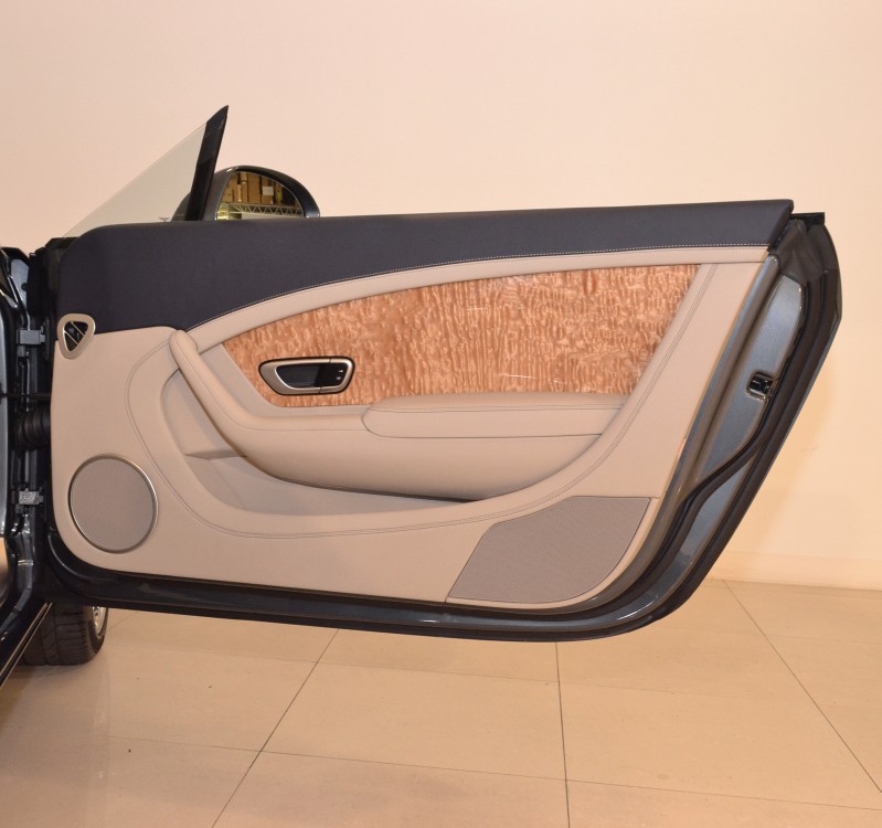 2013 Bentley Continental GT Convertible Image 27