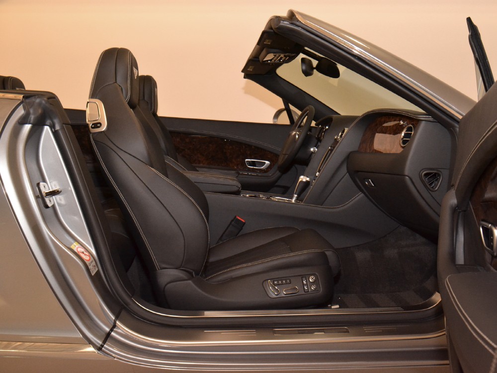2013 Bentley Continental GT Convertible Image 25