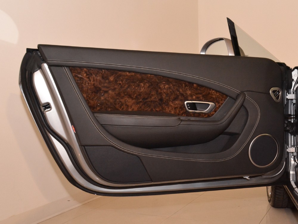 2013 Bentley Continental GT Convertible Image 26
