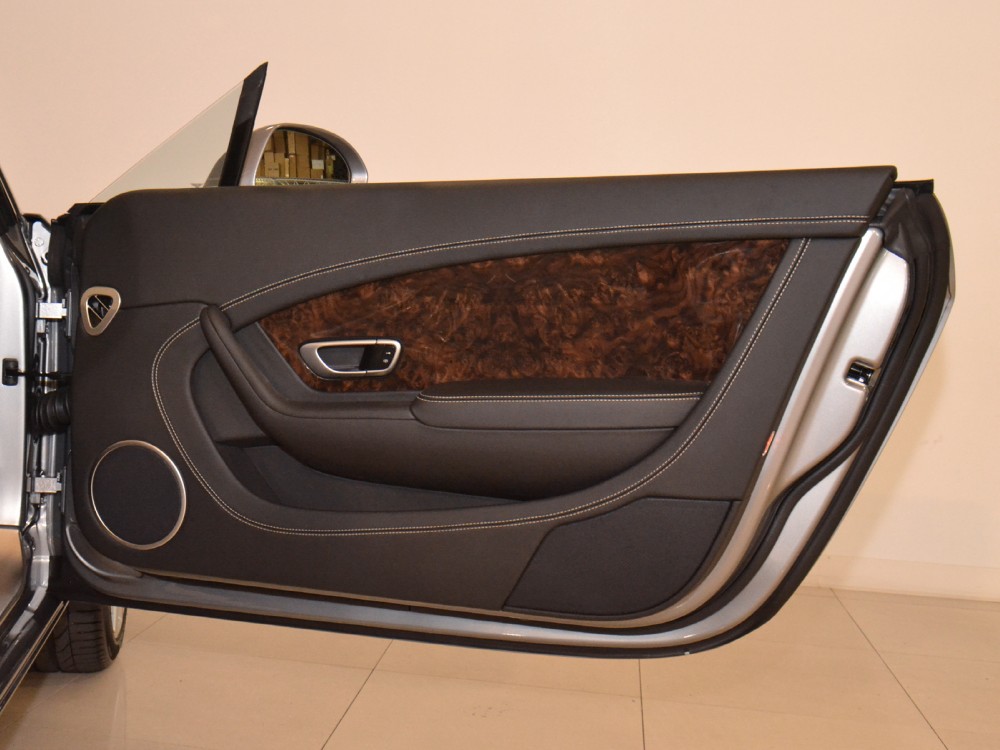 2013 Bentley Continental GT Convertible Image 27