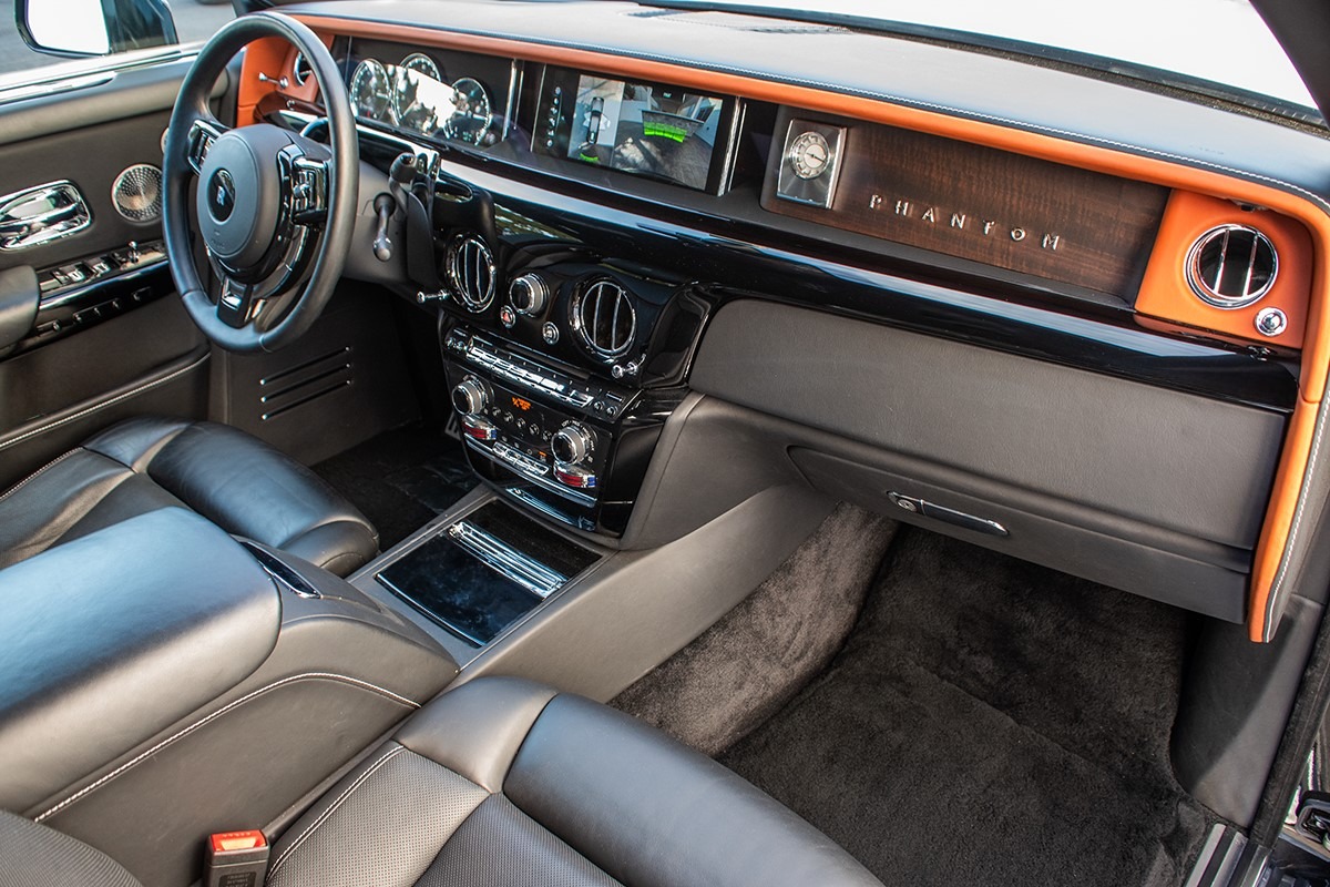 2018 Rolls-Royce Phantom Image 8