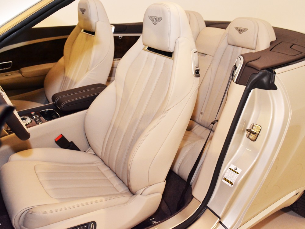 2013 Bentley Continental GT Convertible Image 22
