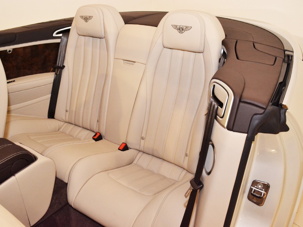 2013 Bentley Continental GT Convertible Image 23