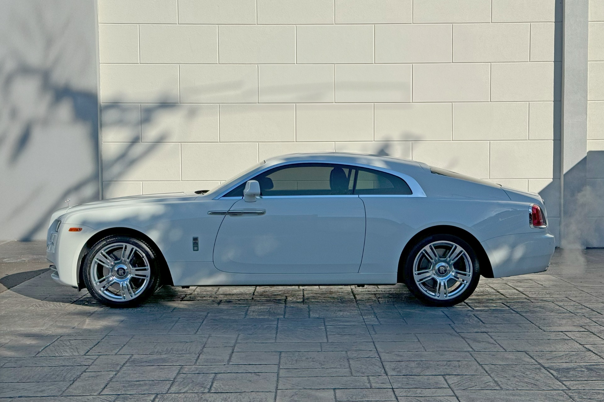 2015 Rolls-Royce Wraith Image 3