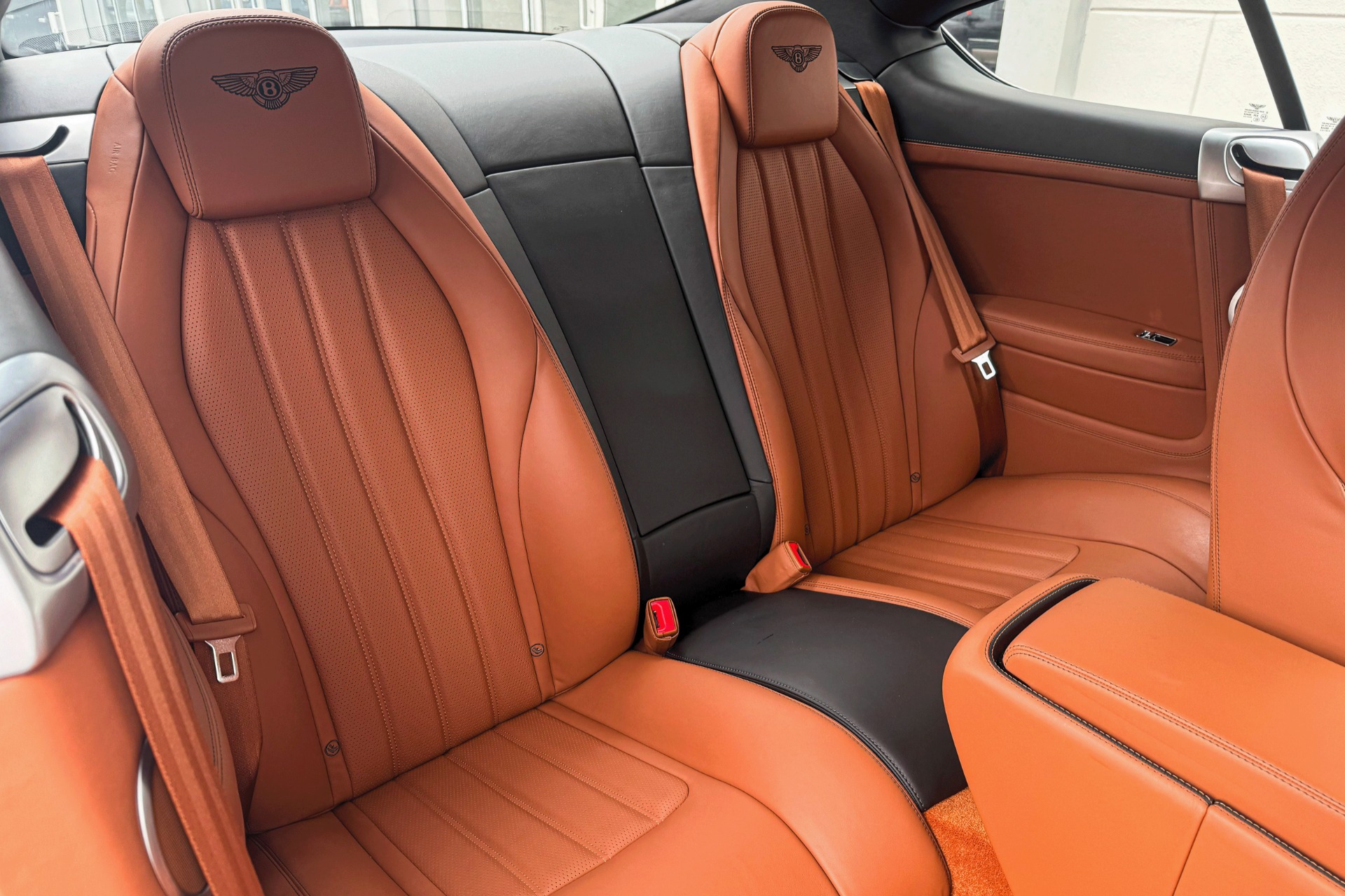 2014 Bentley Continental Image 13