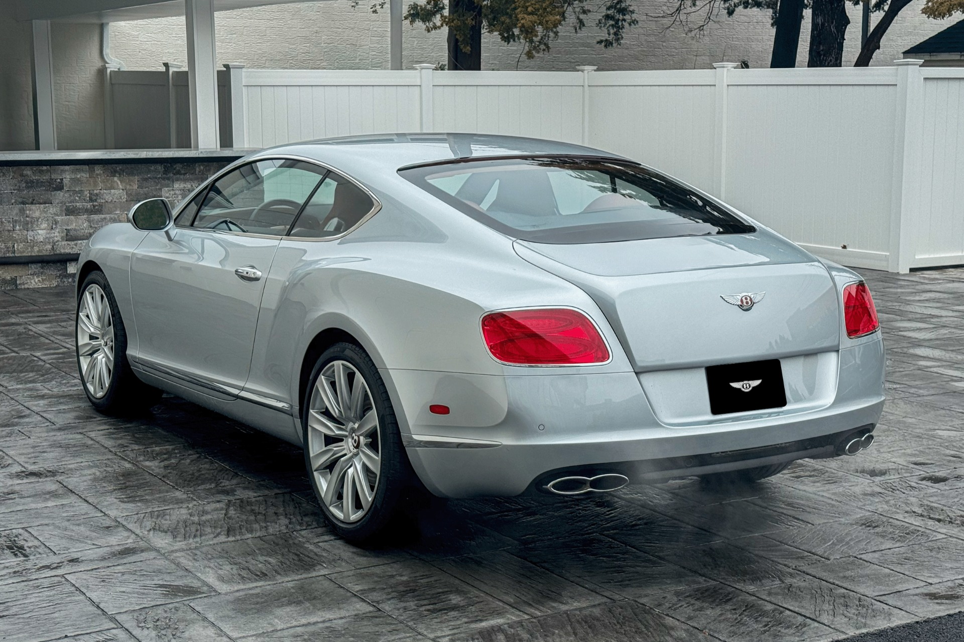 2014 Bentley Continental Image 17