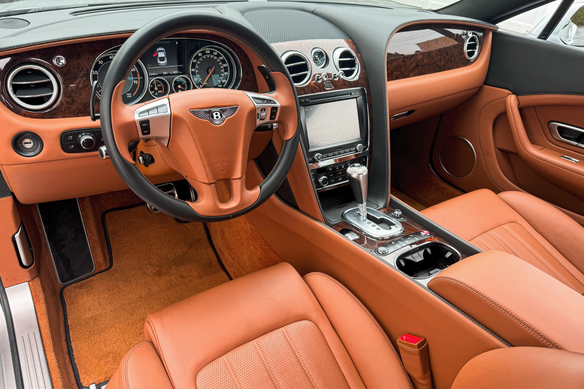 2014 Bentley Continental Image 7