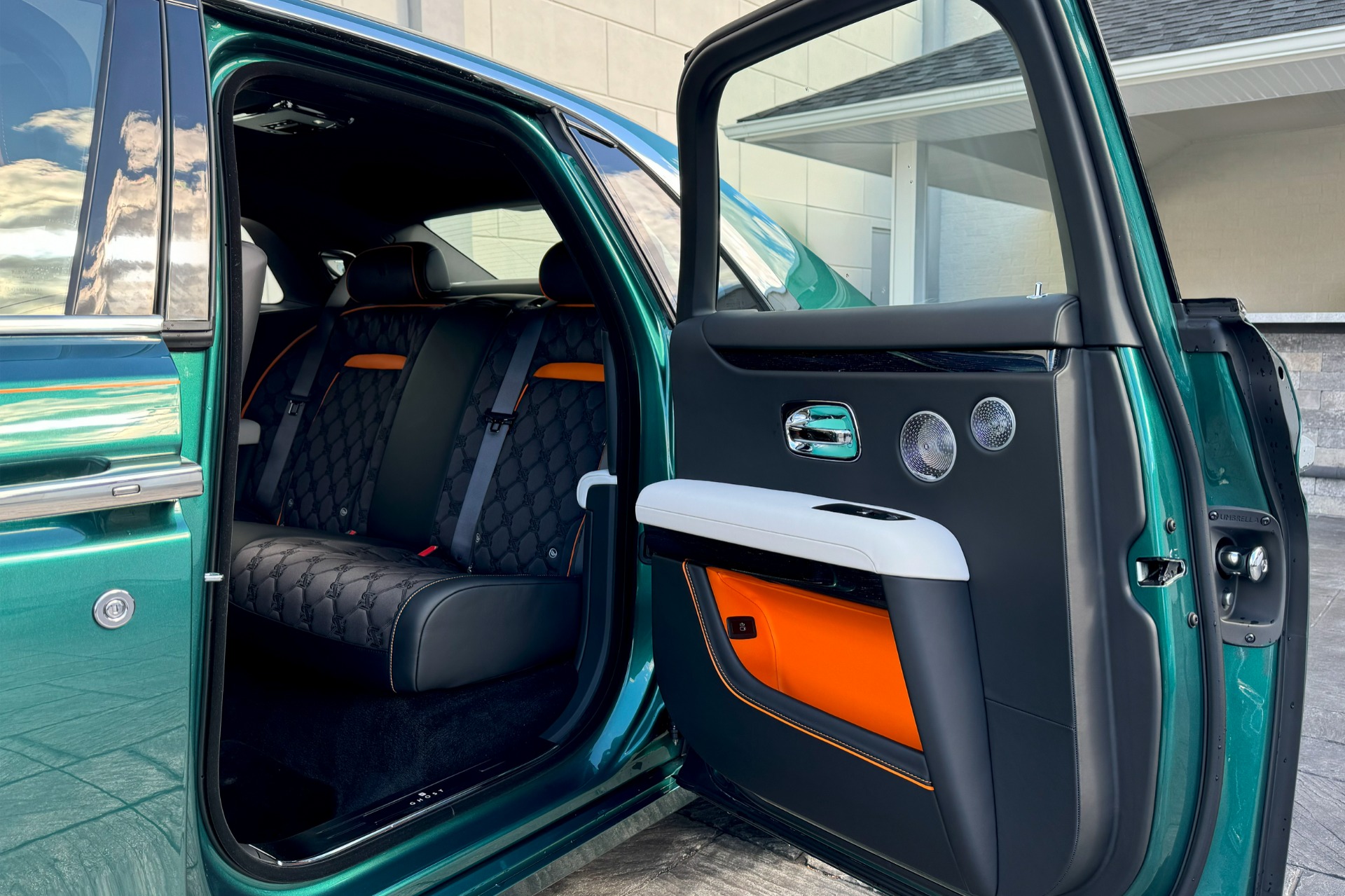2025 Rolls-Royce Ghost Image 10