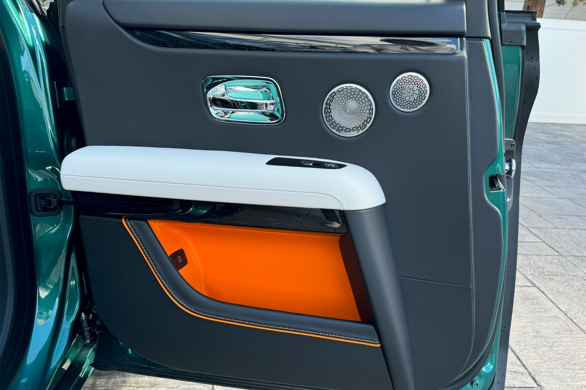 2025 Rolls-Royce Ghost Image 11