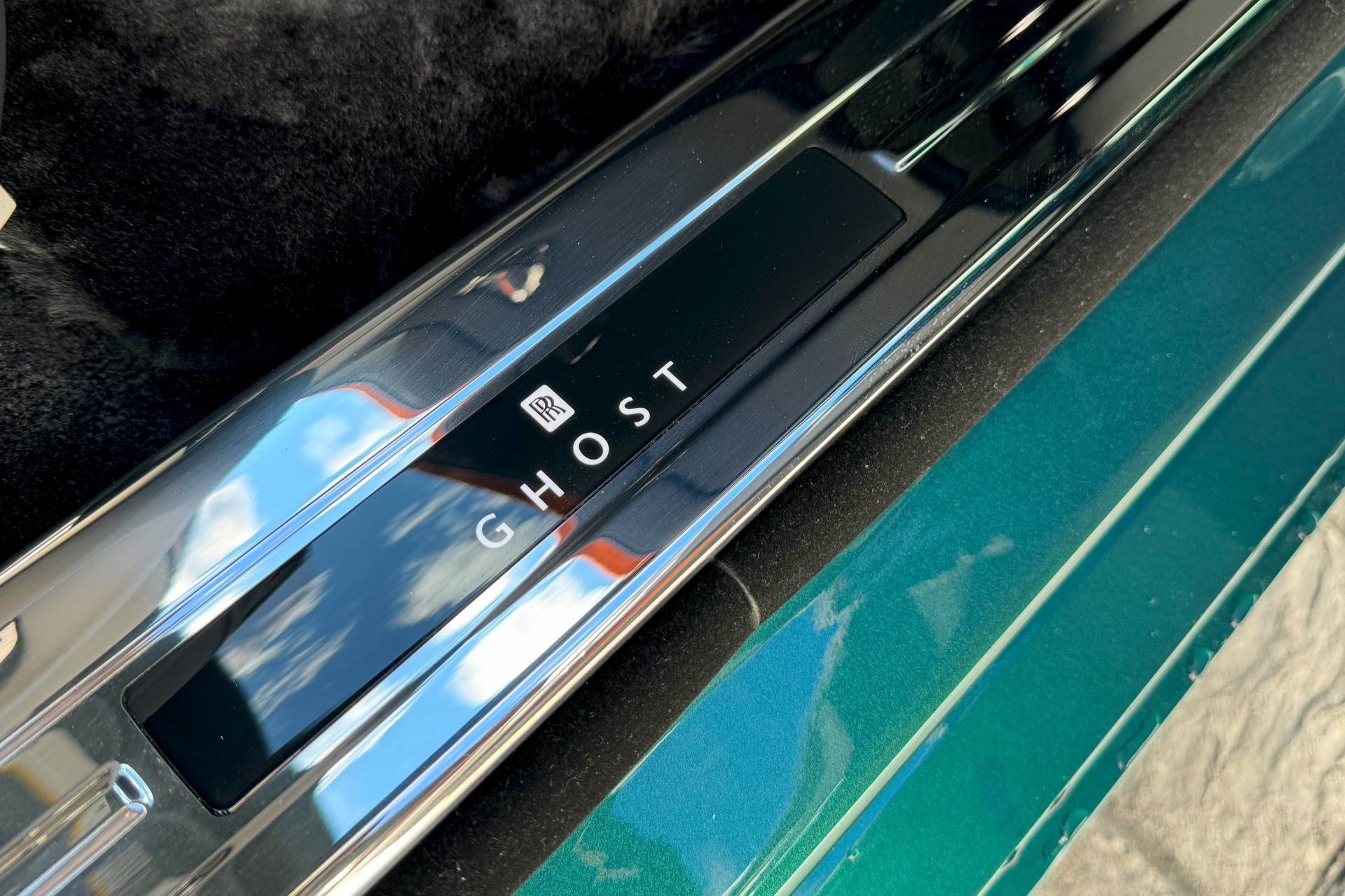 2025 Rolls-Royce Ghost Image 25
