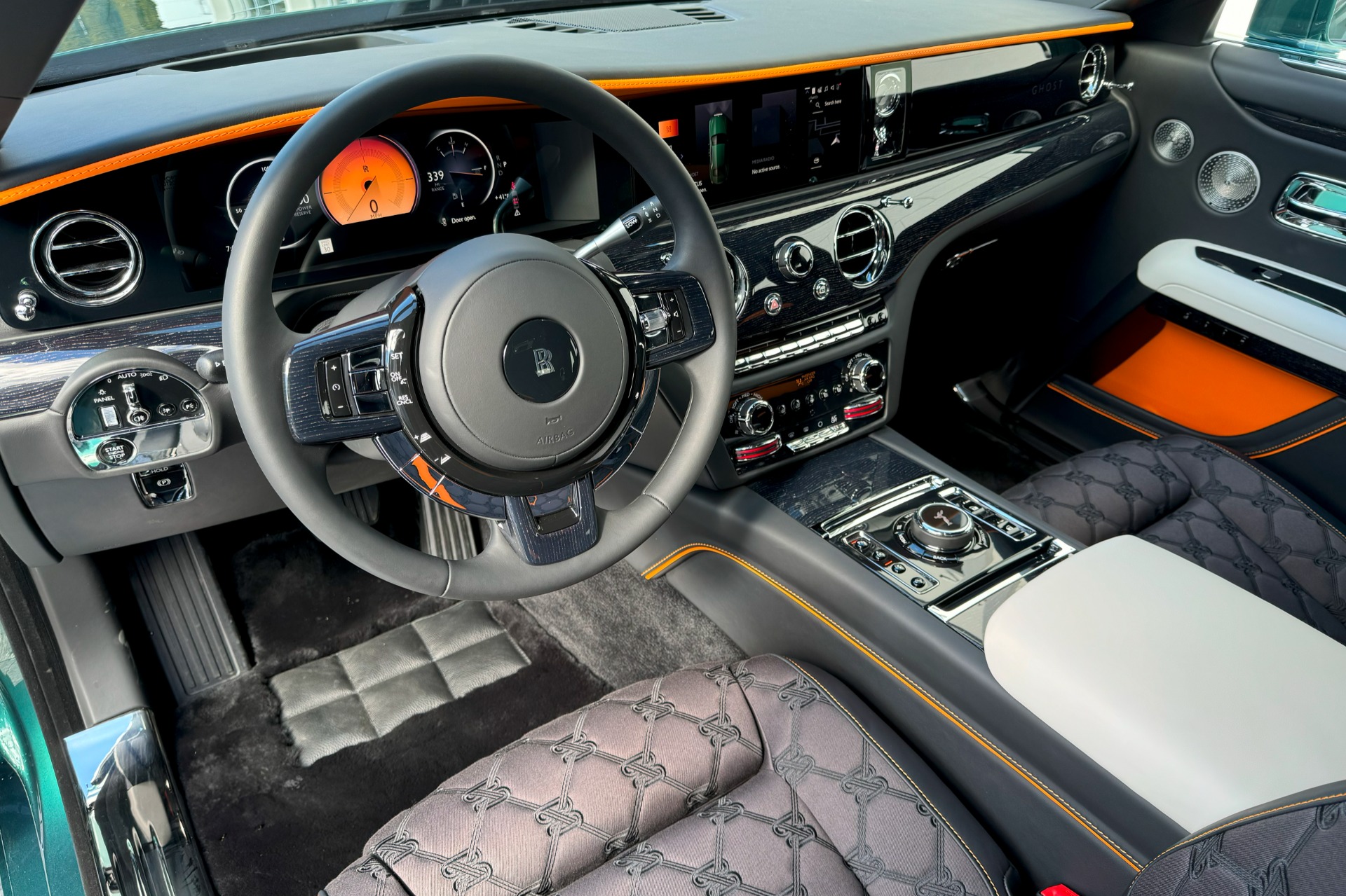 2025 Rolls-Royce Ghost Image 5