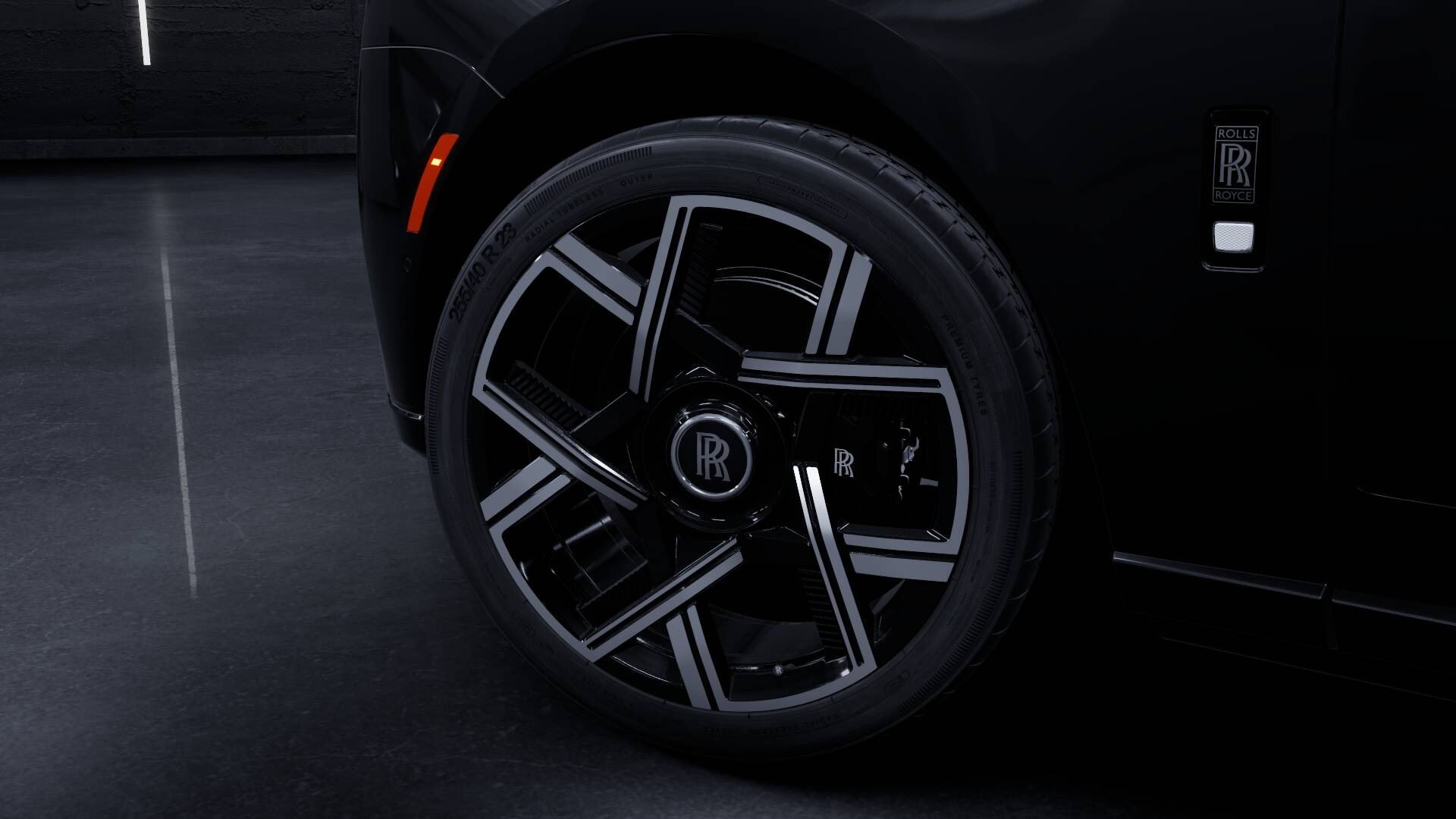 2025 Rolls-Royce Cullinan Image 13