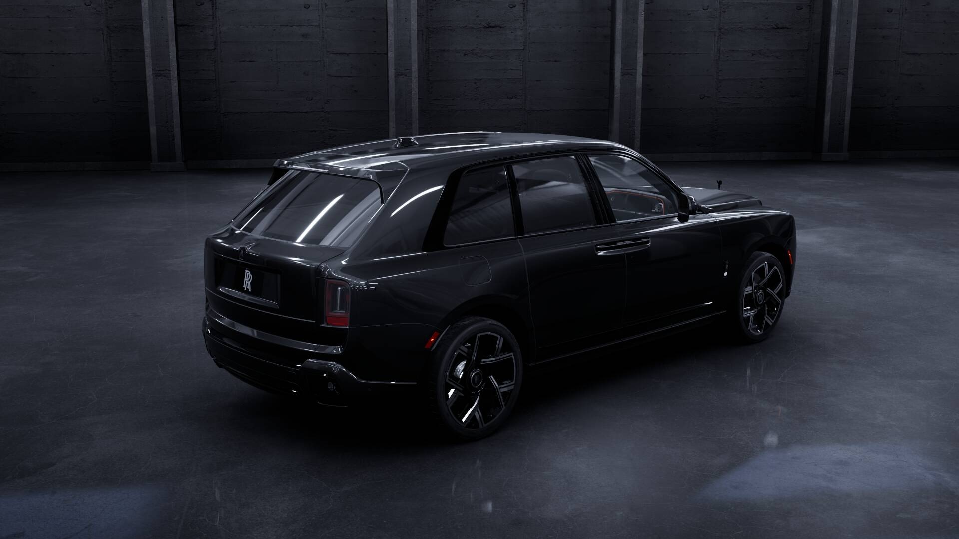 2025 Rolls-Royce Cullinan Image 2