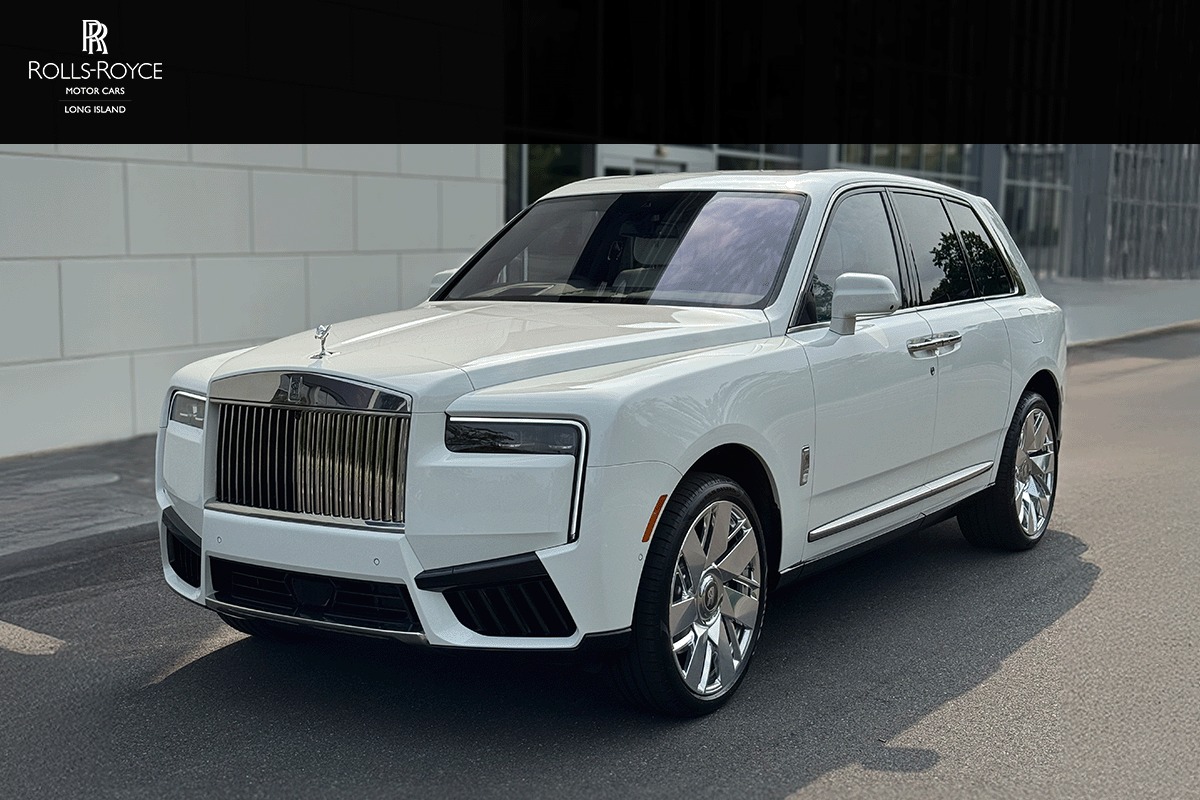 2025 Rolls-Royce Cullinan Image 1