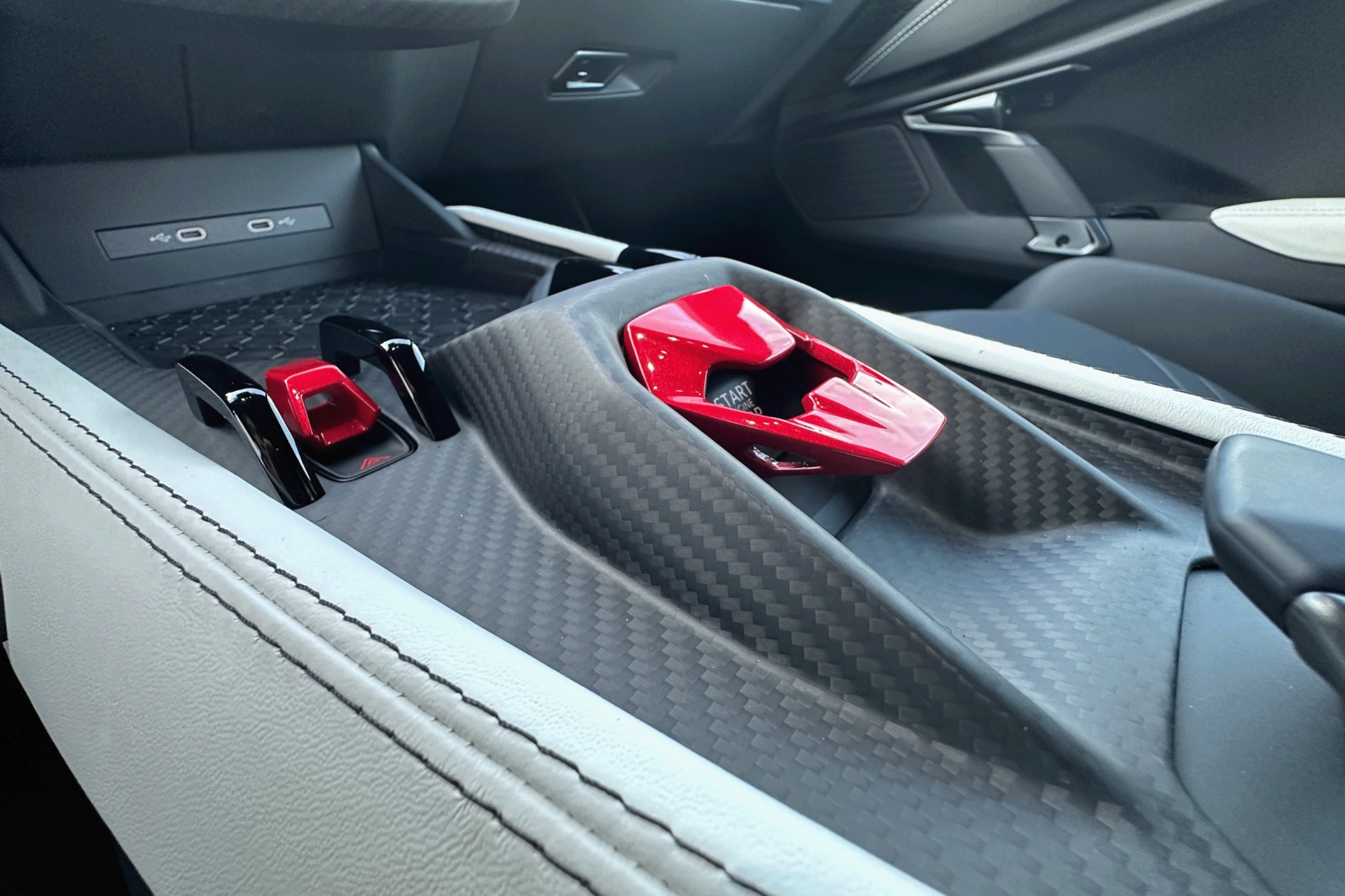 2026 Lamborghini Revuelto Image 10