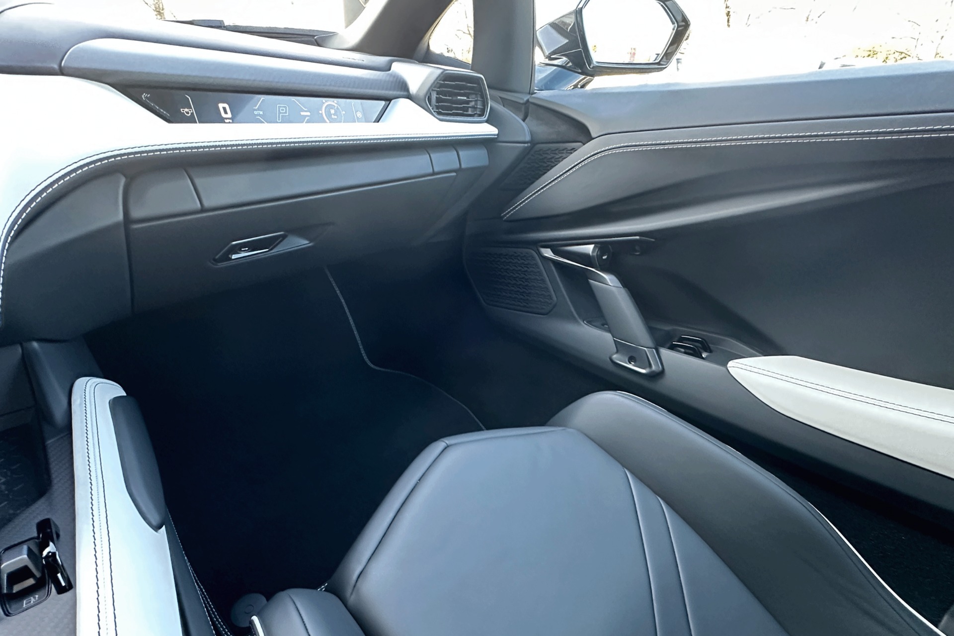 2026 Lamborghini Revuelto Image 11