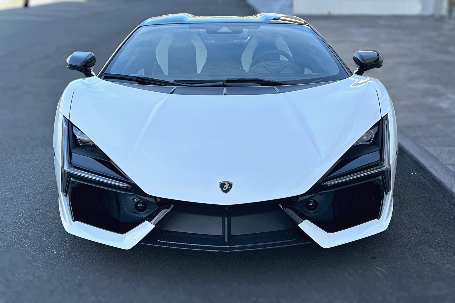 2026 Lamborghini Revuelto Image 16
