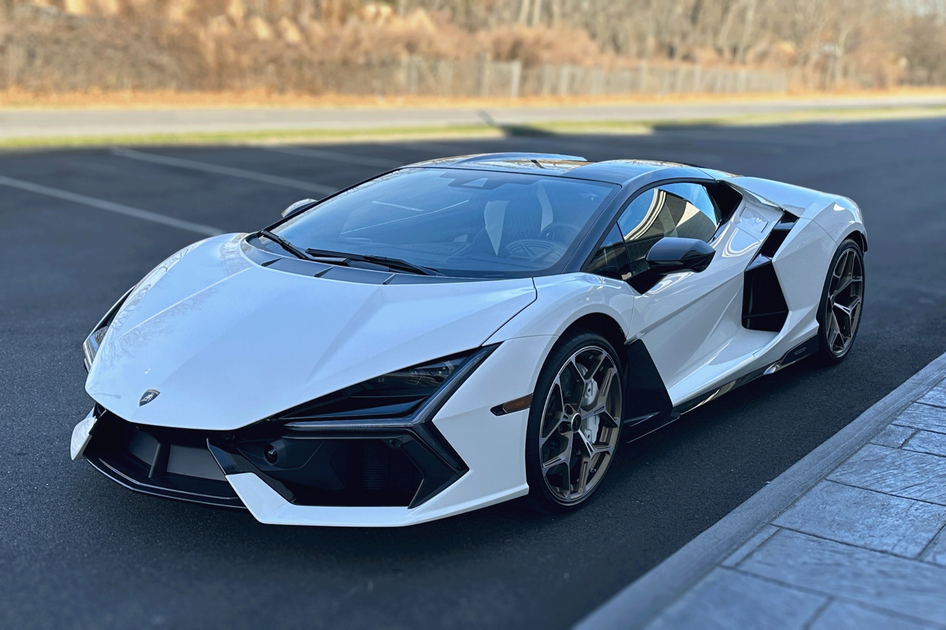 2026 Lamborghini Revuelto Image 17