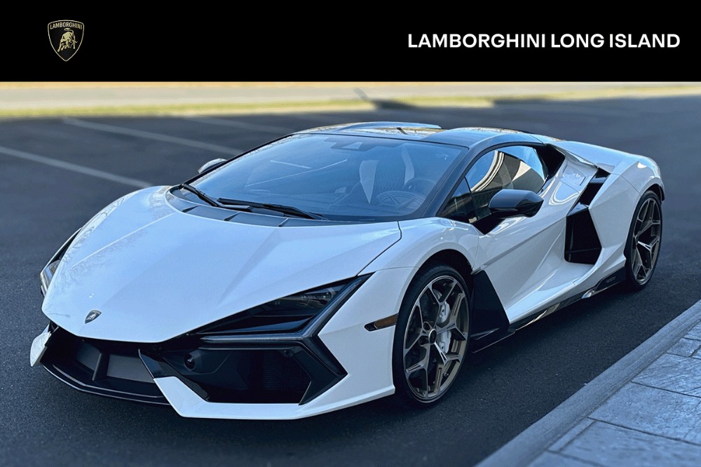 2026 Lamborghini Revuelto Image 1