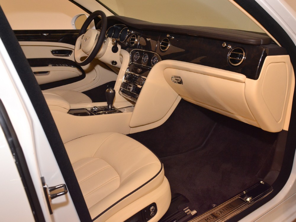 2012 Bentley Mulsanne Image 15