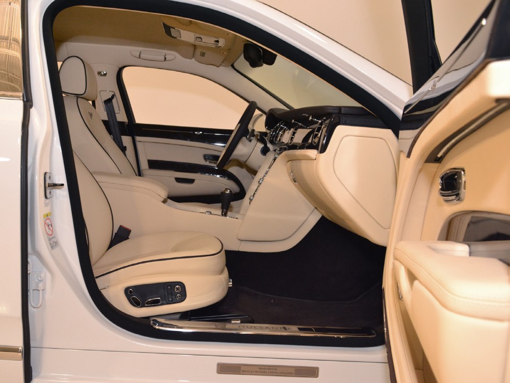 2012 Bentley Mulsanne Image 16
