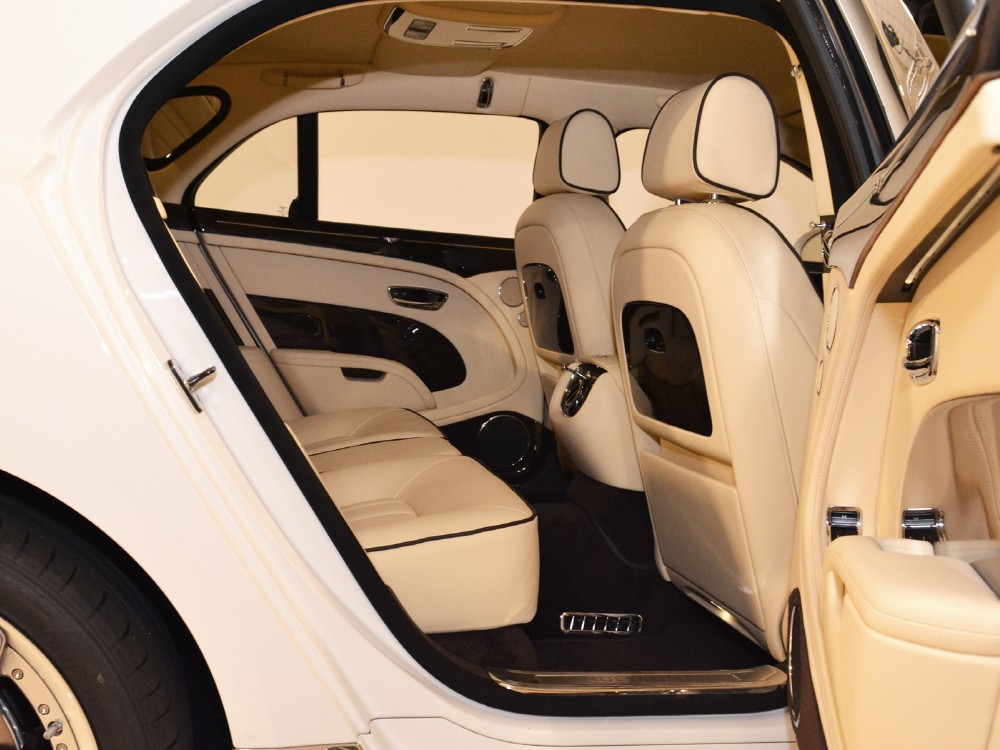 2012 Bentley Mulsanne Image 22